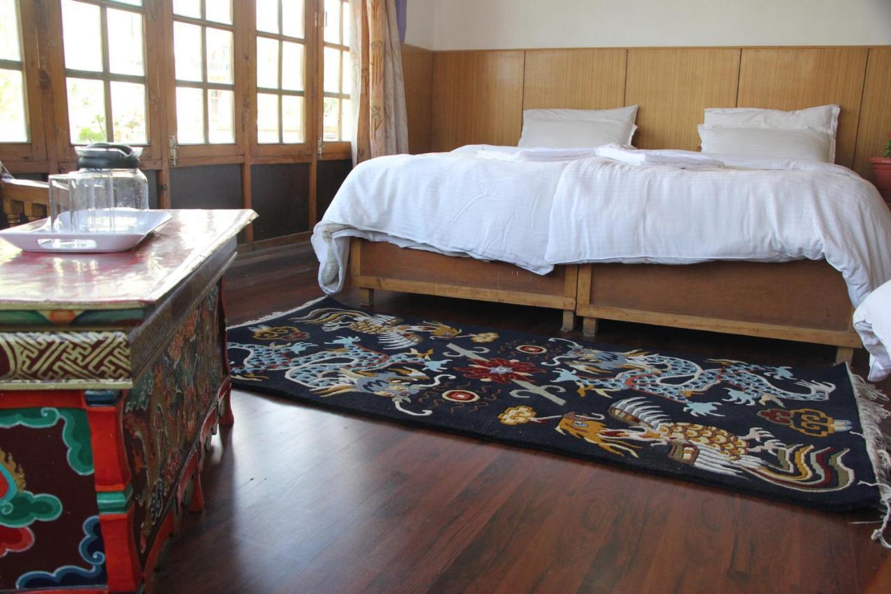 New Moon Guest House Leh Exterior foto